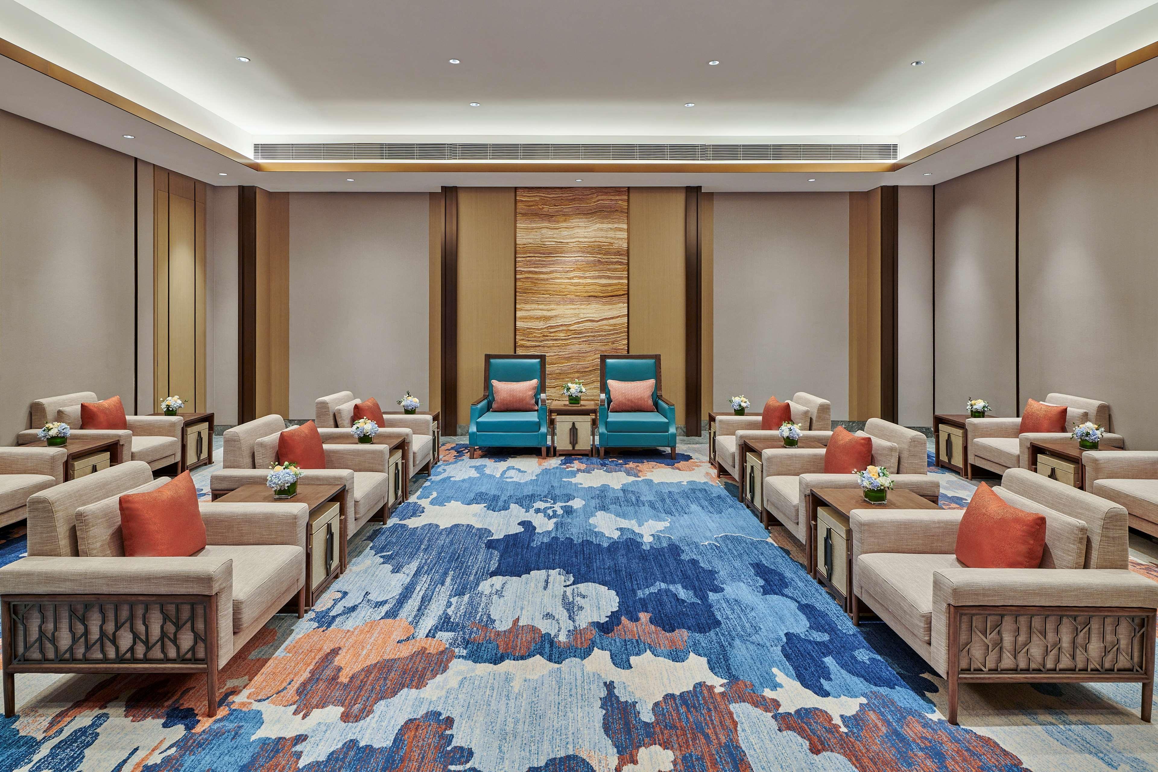 Hotel Hilton Fengxian 5*