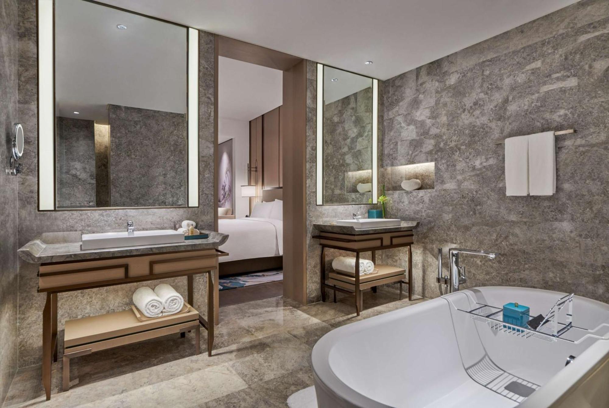 Hilton Fengxian 5*