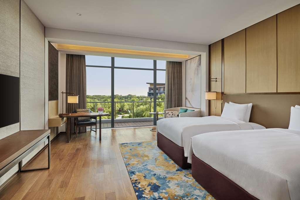 Hilton Fengxian 5* Shanghai